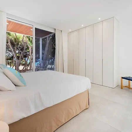 Holiday home Villamar - Stunning Beachfront With Private Pool