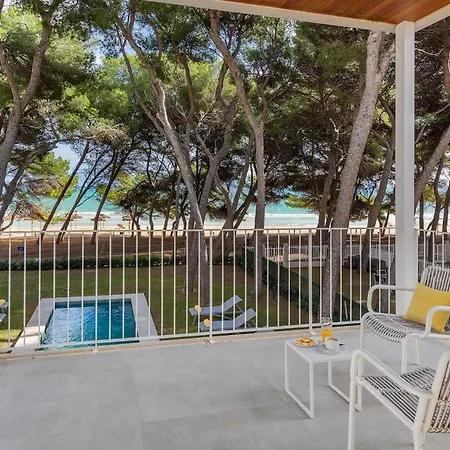 Villamar - Stunning Beachfront With Private Pool Holiday home